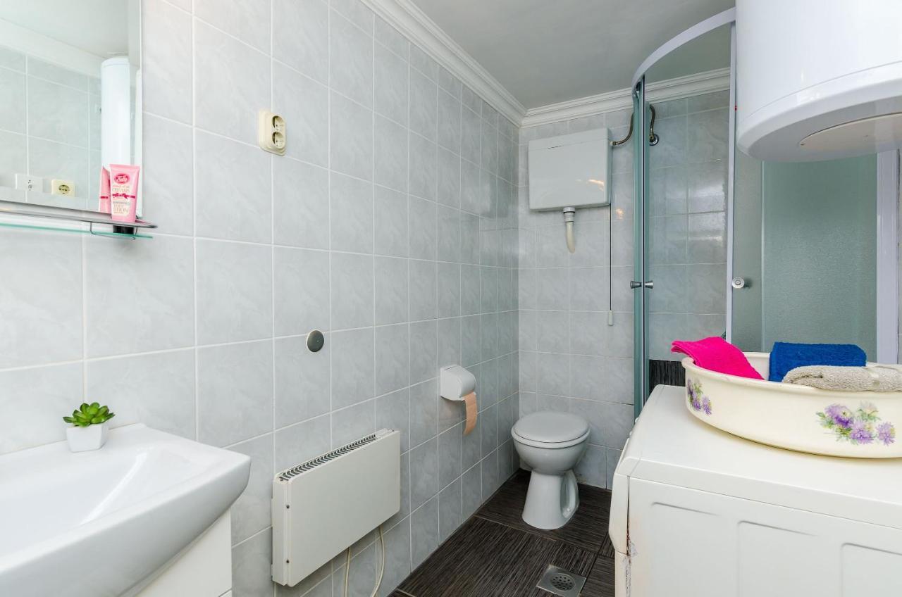 Old Town Budget Apartment Дубровник Екстериор снимка