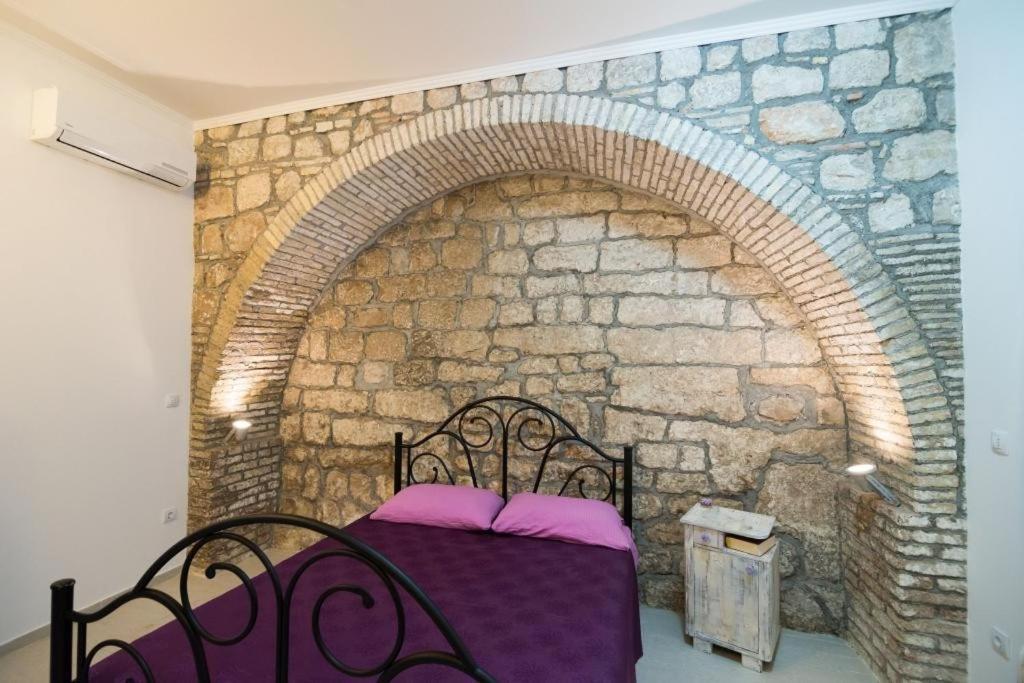 Old Town Budget Apartment Дубровник Екстериор снимка