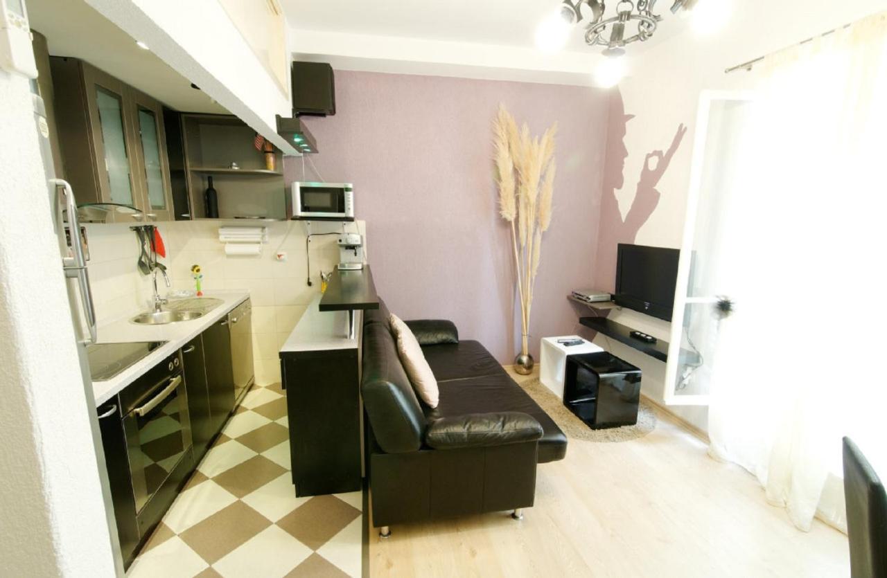 Old Town Budget Apartment Дубровник Екстериор снимка